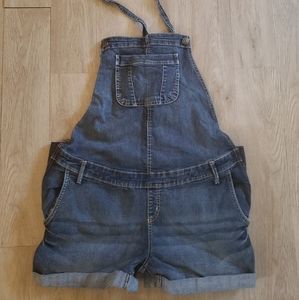 Maternity overalls